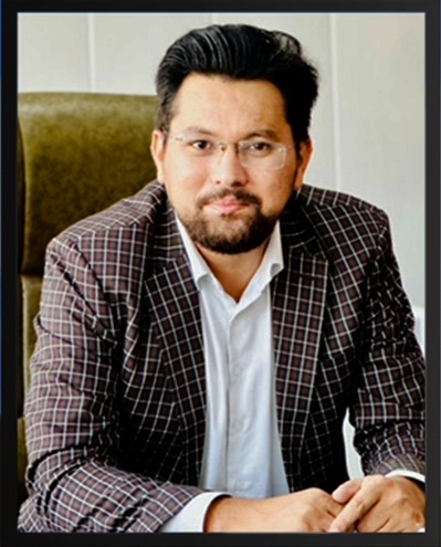 Director 3